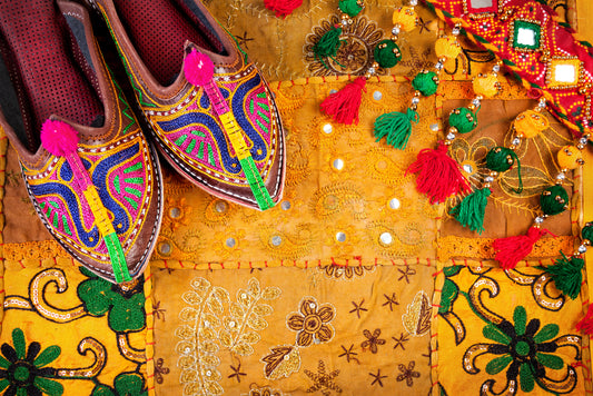 Exploring the Exquisite Crafts of Rajasthan: A Glimpse into Timeless Artistry
